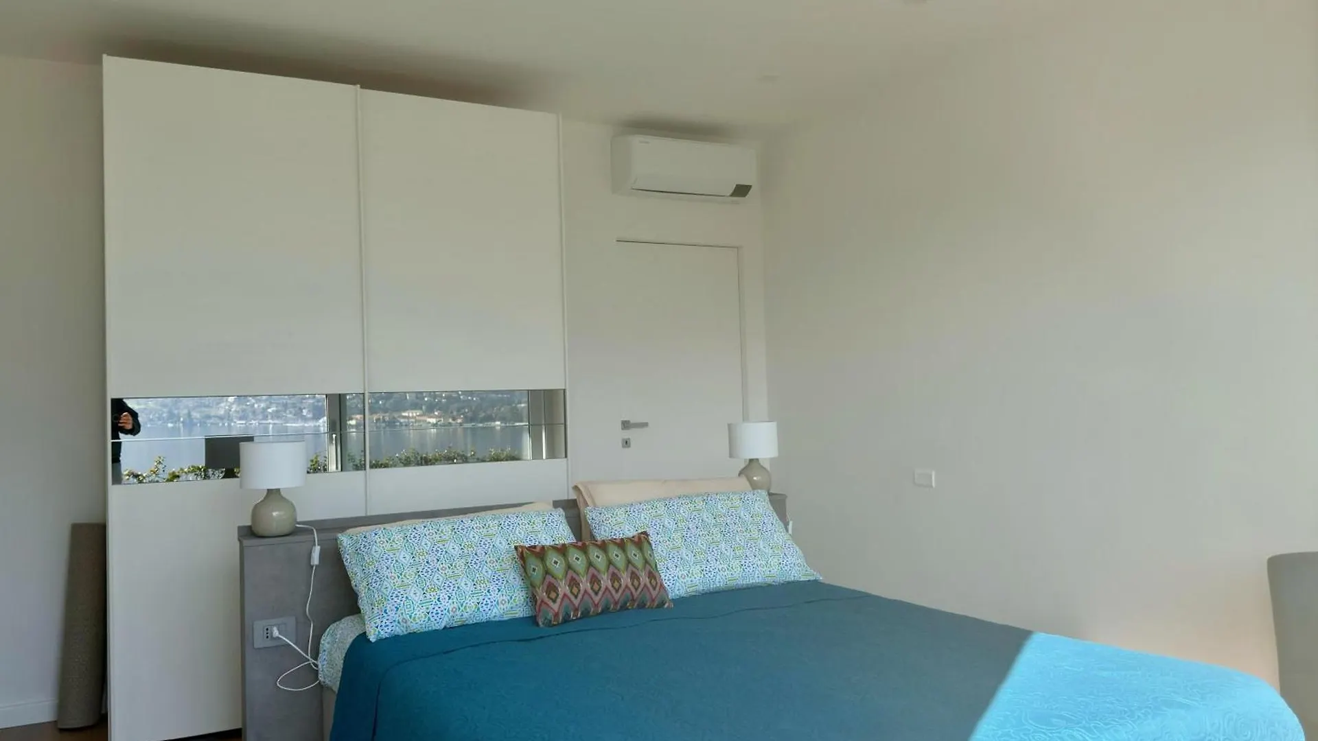 Elda Apartment With Garden And Lake View Onno Itálie