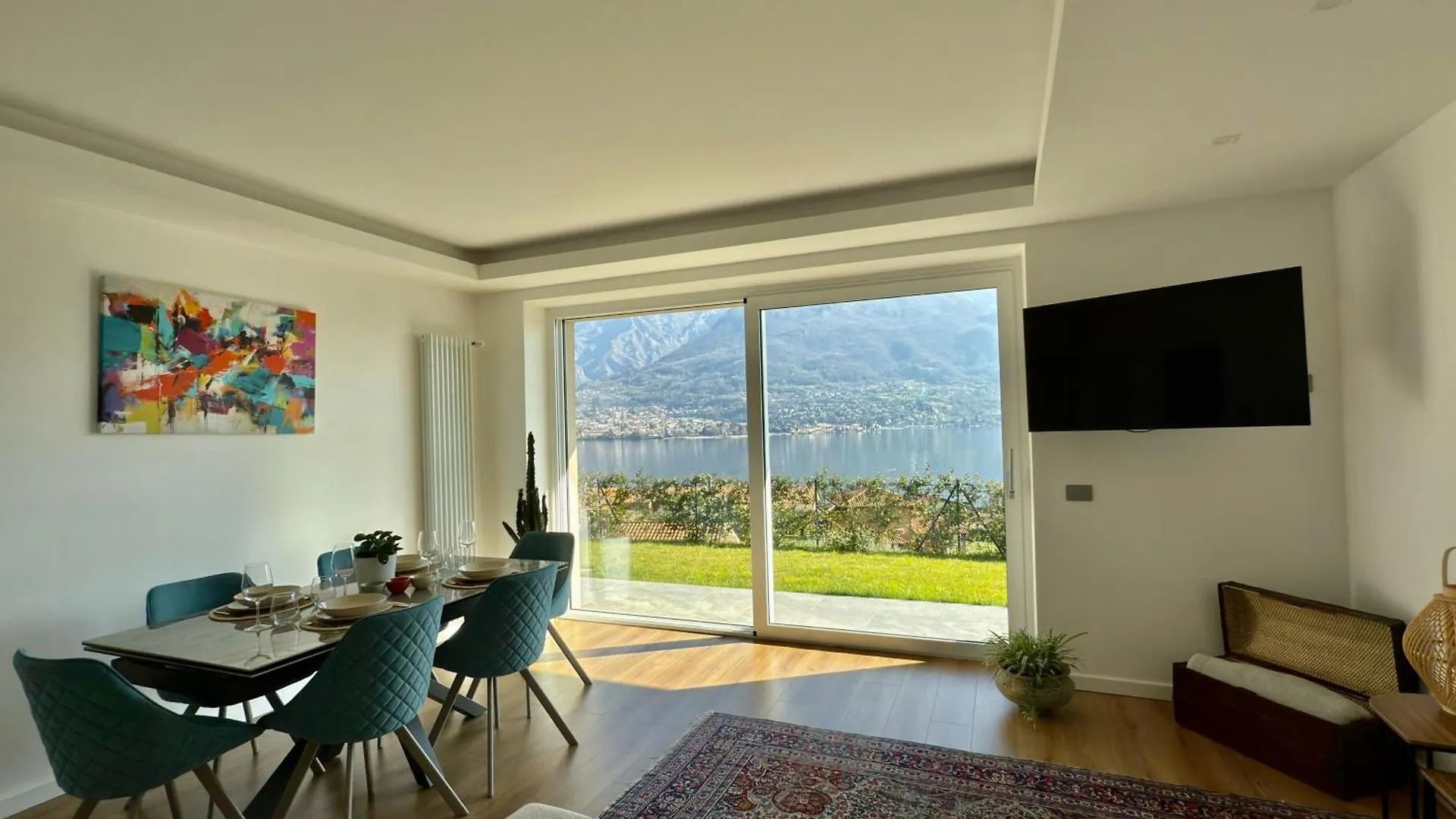 Elda Apartment With Garden And Lake View Onno
