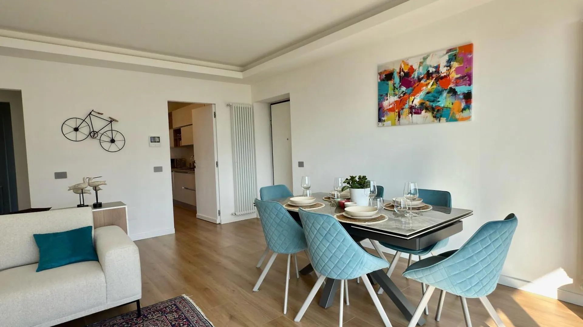 Elda Apartment With Garden And Lake View Onno
